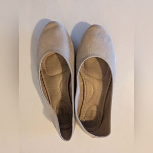 Women's Nude Flats